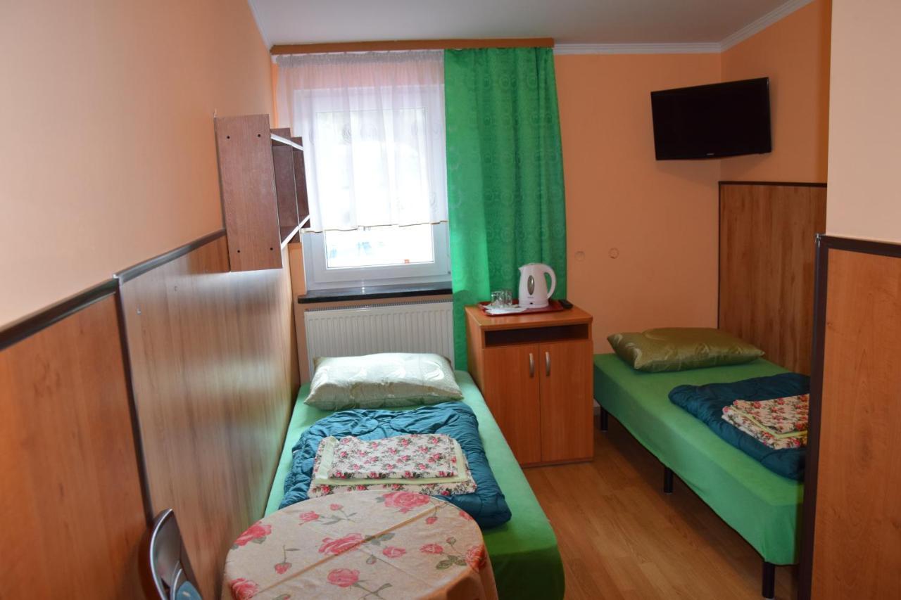 Hotel Osrodek Wypoczynkowy Pod Szczelincem Karlow Exterior foto